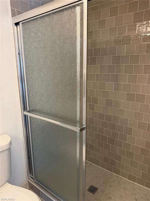 MOBILE MANOR - Residential Lease