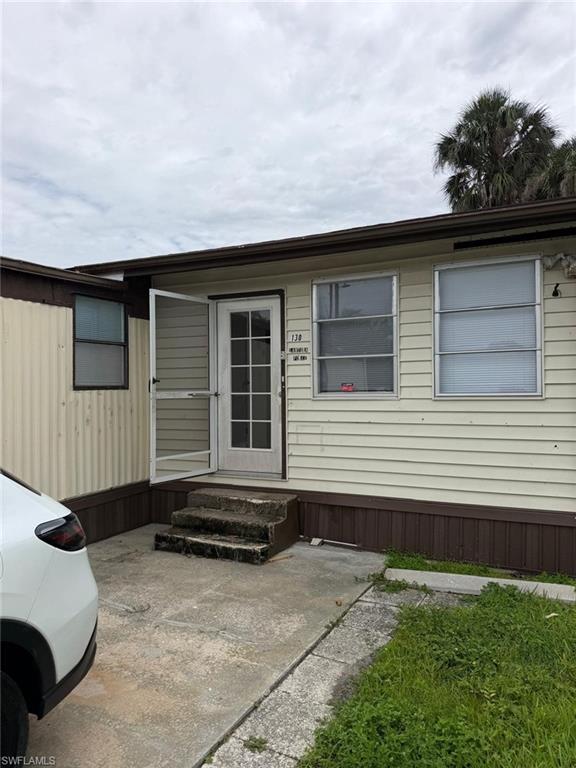 MOBILE MANOR - Residential Lease