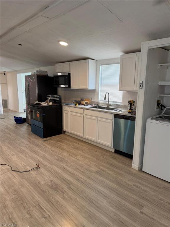 MOBILE MANOR - Residential Lease
