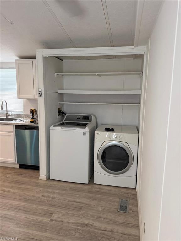 MOBILE MANOR - Residential Lease