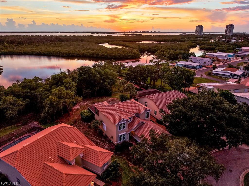 BAY CEDAR - Residential