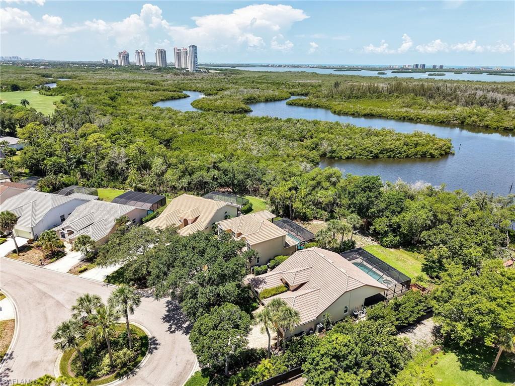 BAY CEDAR - Residential