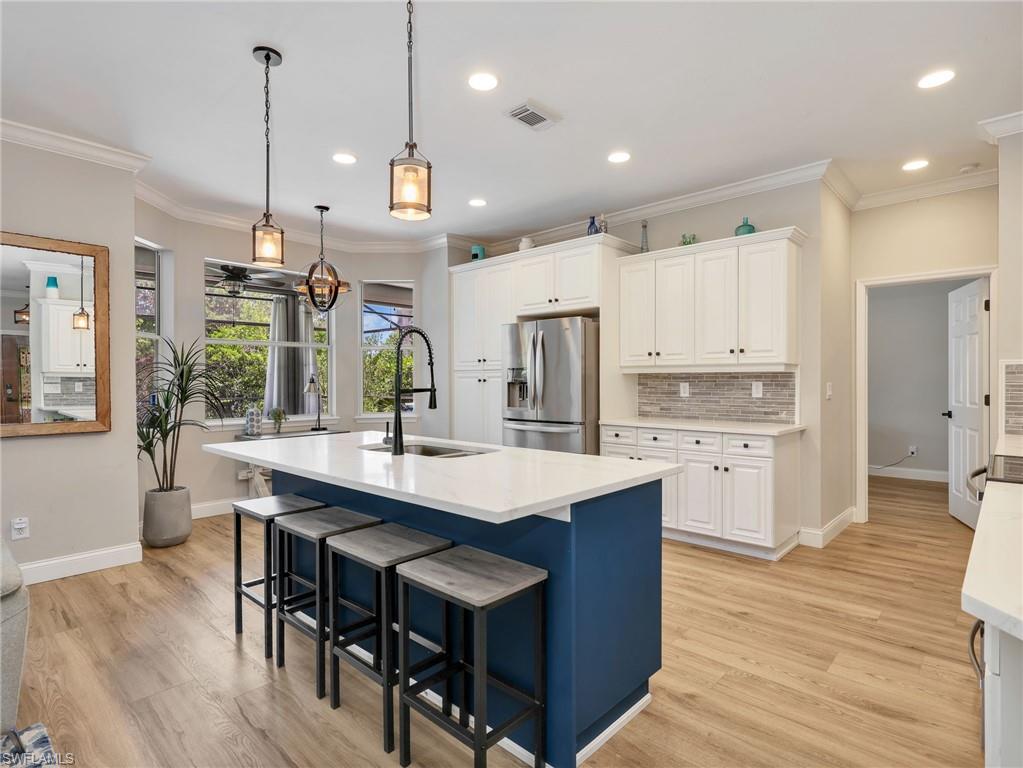 BAY CEDAR - Residential