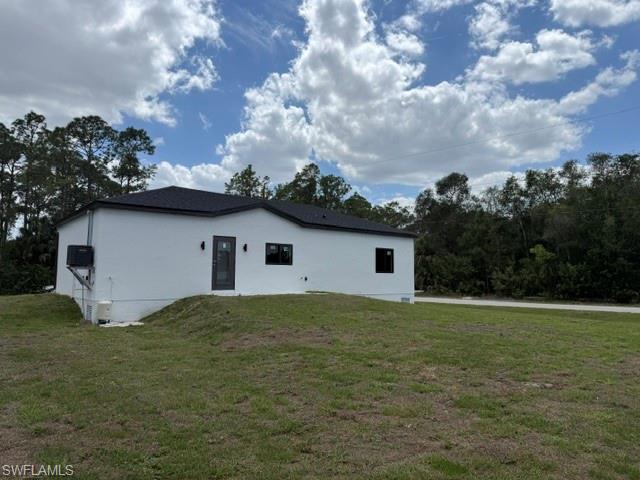 Beautiful, brand new house at an incredible price! Features galvanized steel technology throughout the entire house's structure, making it hurricane-proof and approved by Florida's safety codes. Schedule your appointment soon, as this house won't last long on the market!