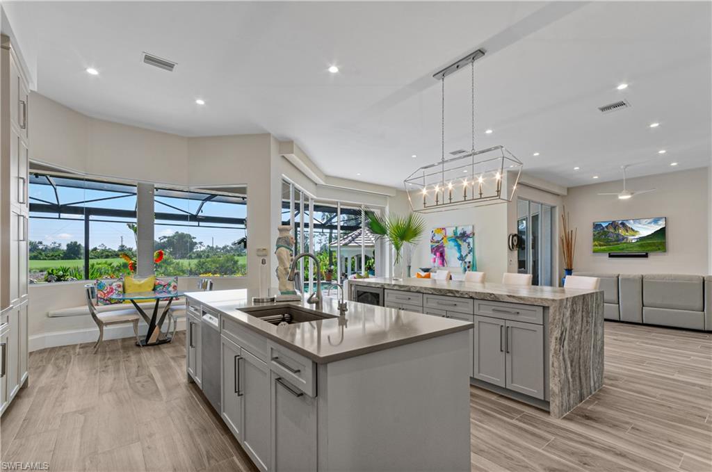RIVERBROOKE - Residential