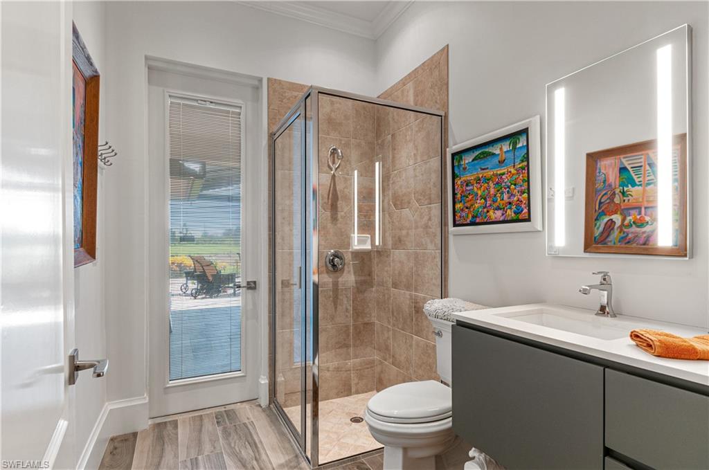 RIVERBROOKE - Residential