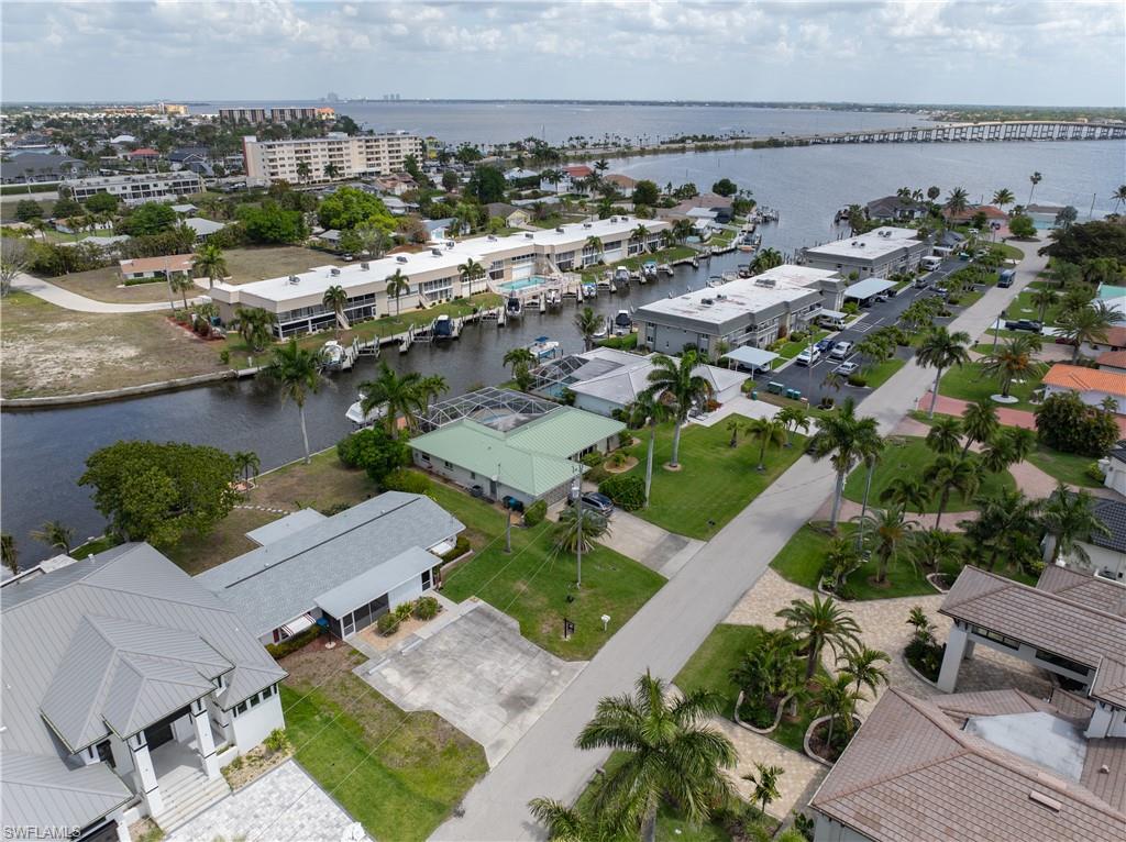 CAPE CORAL - Residential Income