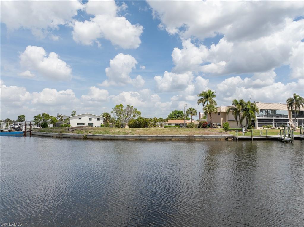 CAPE CORAL - Residential Income