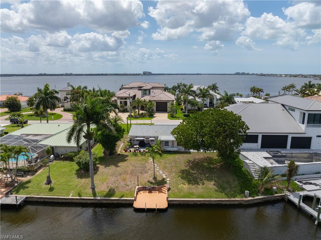 CAPE CORAL - Residential Income