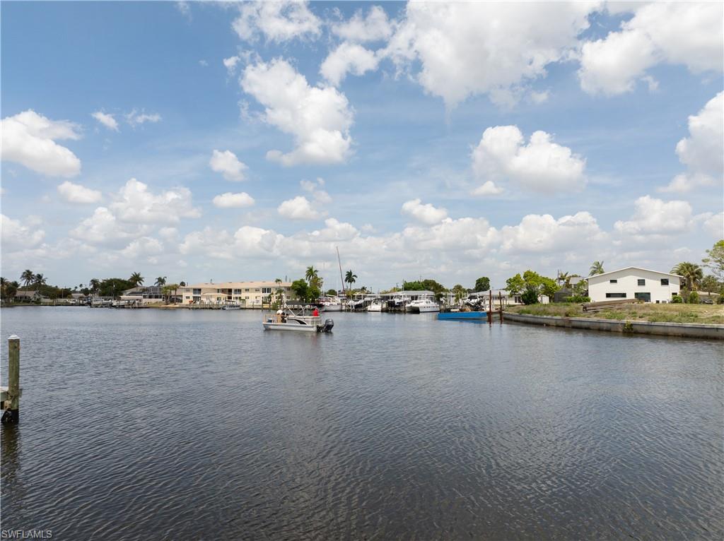 CAPE CORAL - Residential Income
