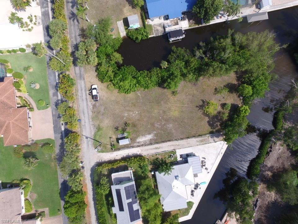 NORTH FORT MYERS - Land