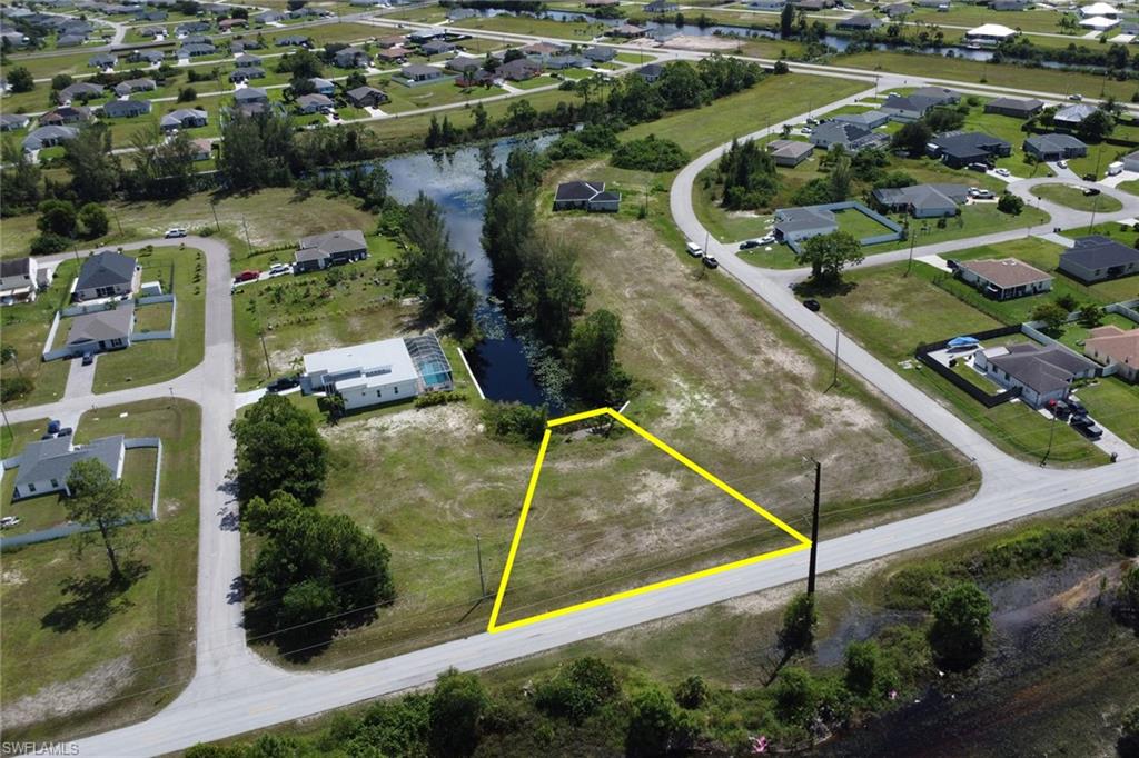 CAPE CORAL - Land