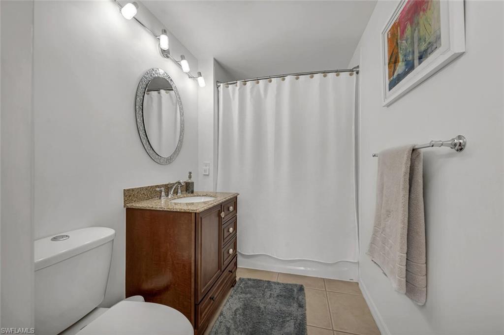 STRATFORD PLACE CONDO - Residential