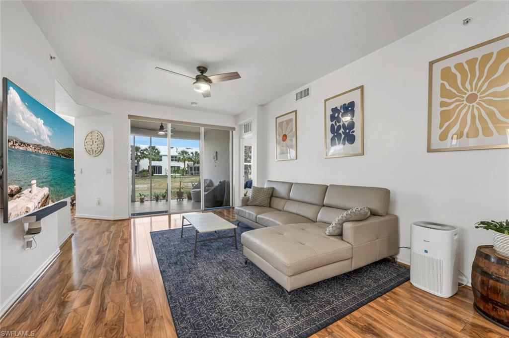 STRATFORD PLACE CONDO - Residential
