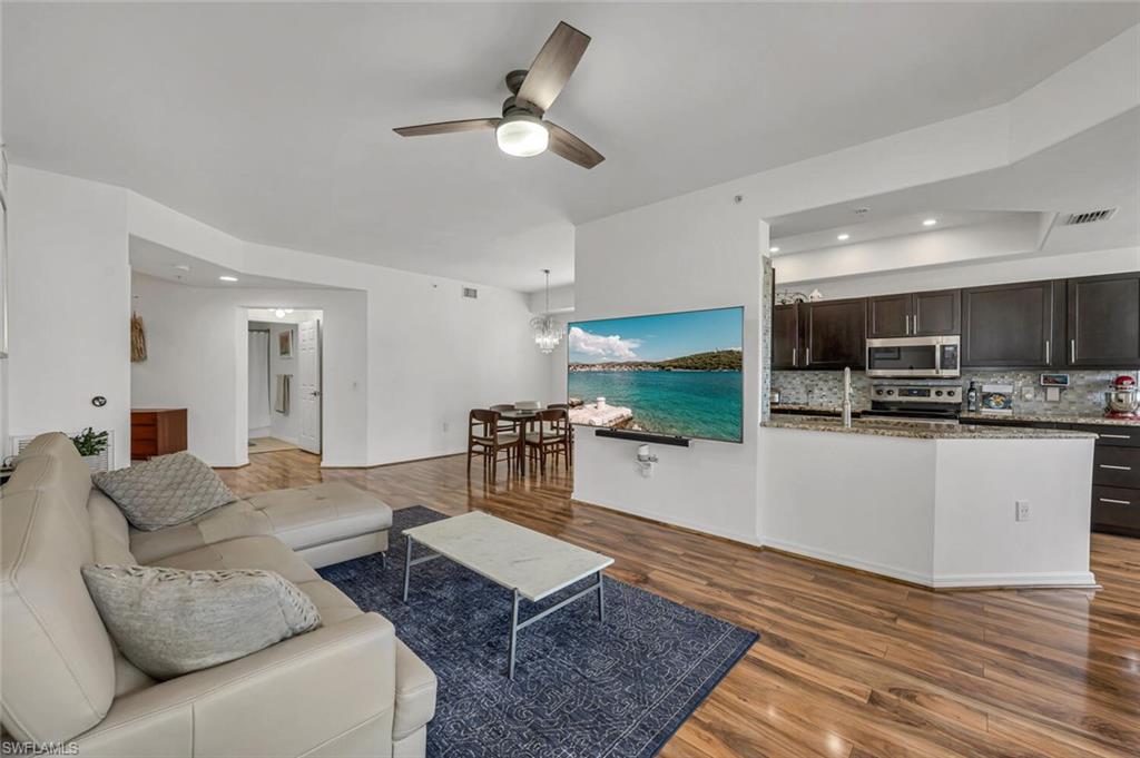 STRATFORD PLACE CONDO - Residential