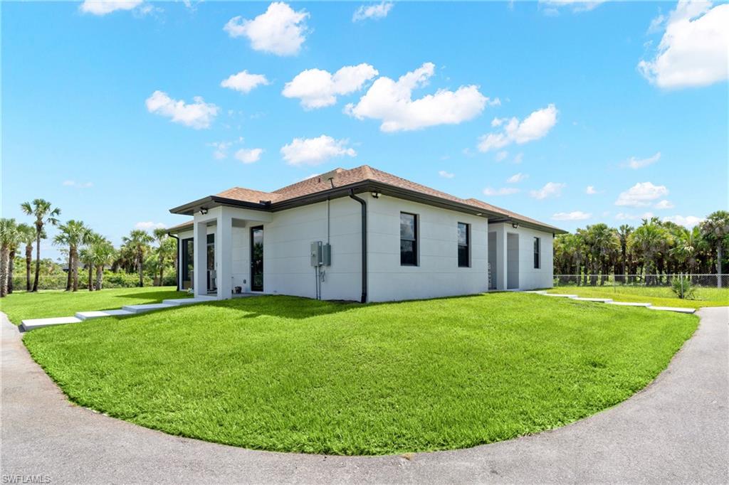 GOLDEN GATE ESTATES - Residential