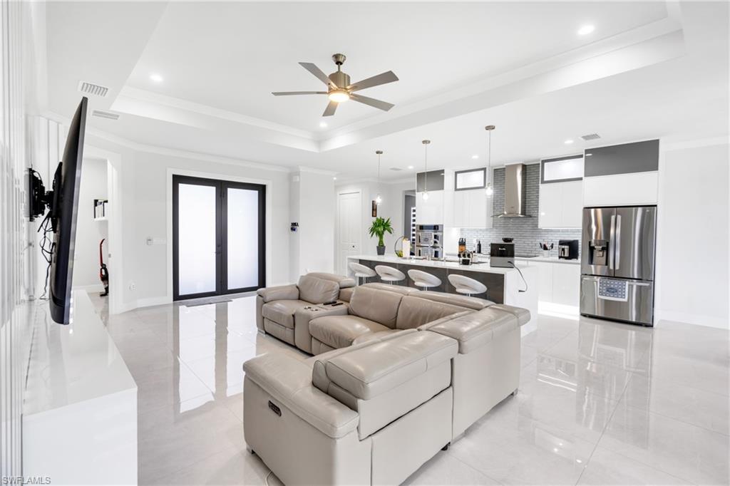 GOLDEN GATE ESTATES - Residential