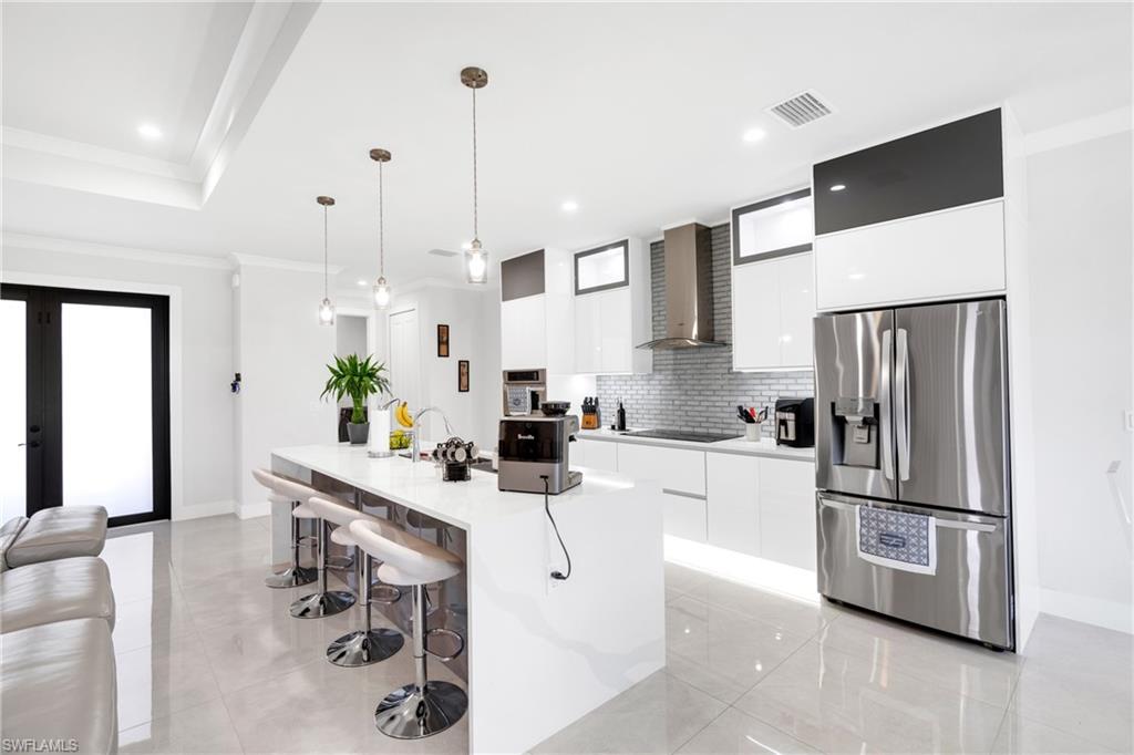 GOLDEN GATE ESTATES - Residential