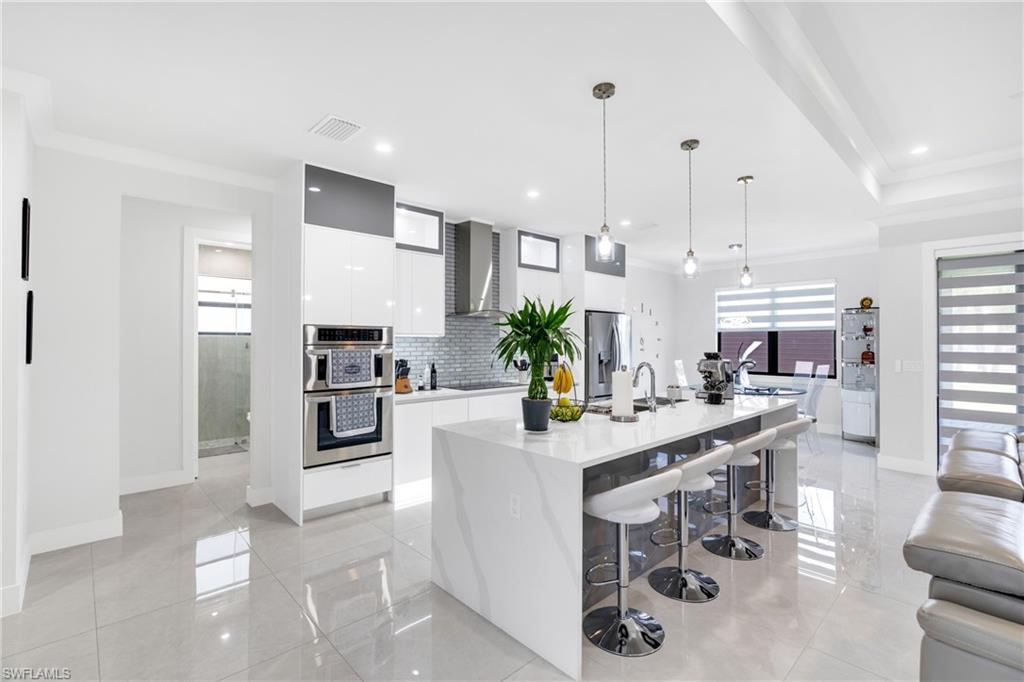 GOLDEN GATE ESTATES - Residential