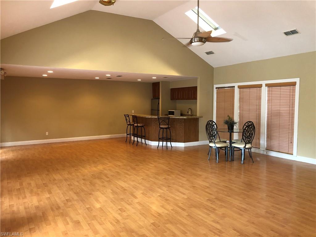 VILLAGE CREEK - Residential