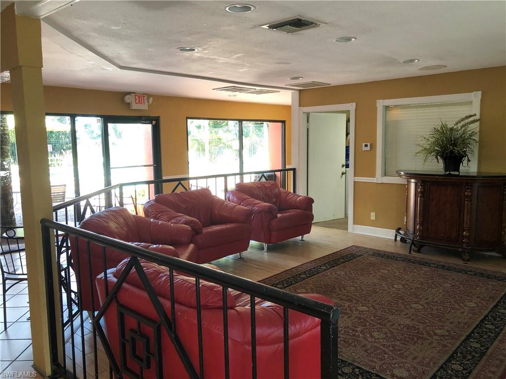 VILLAGE CREEK - Residential