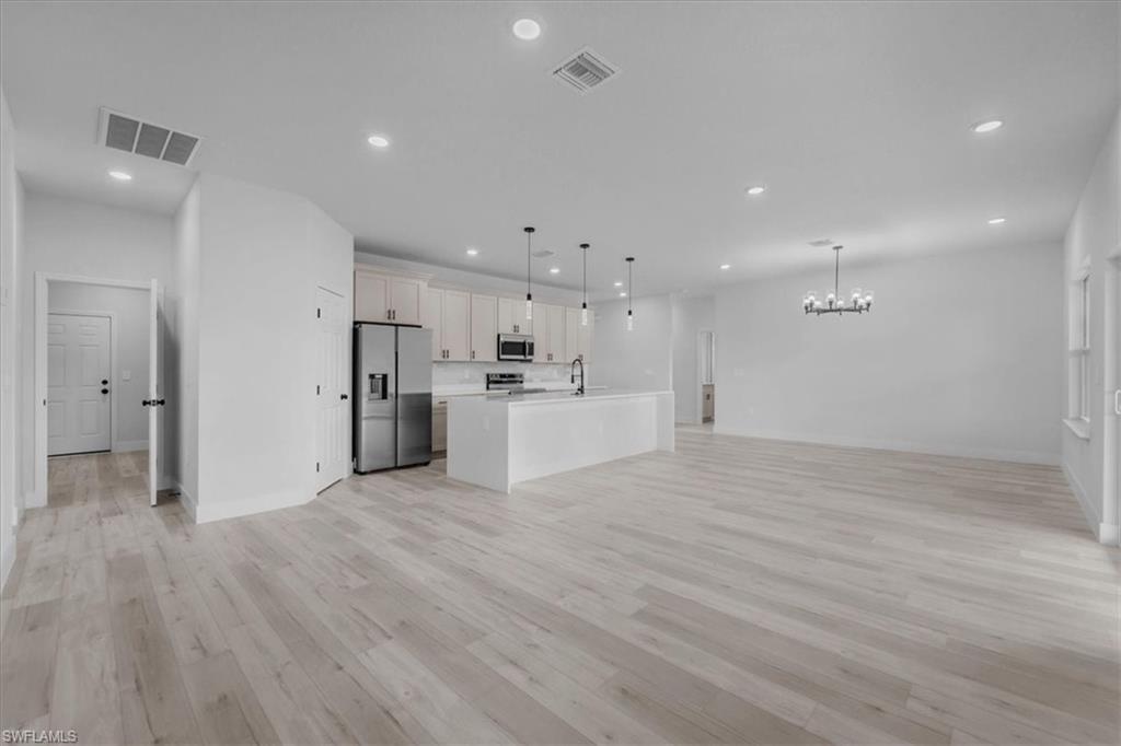 SUN N LAKES - Residential