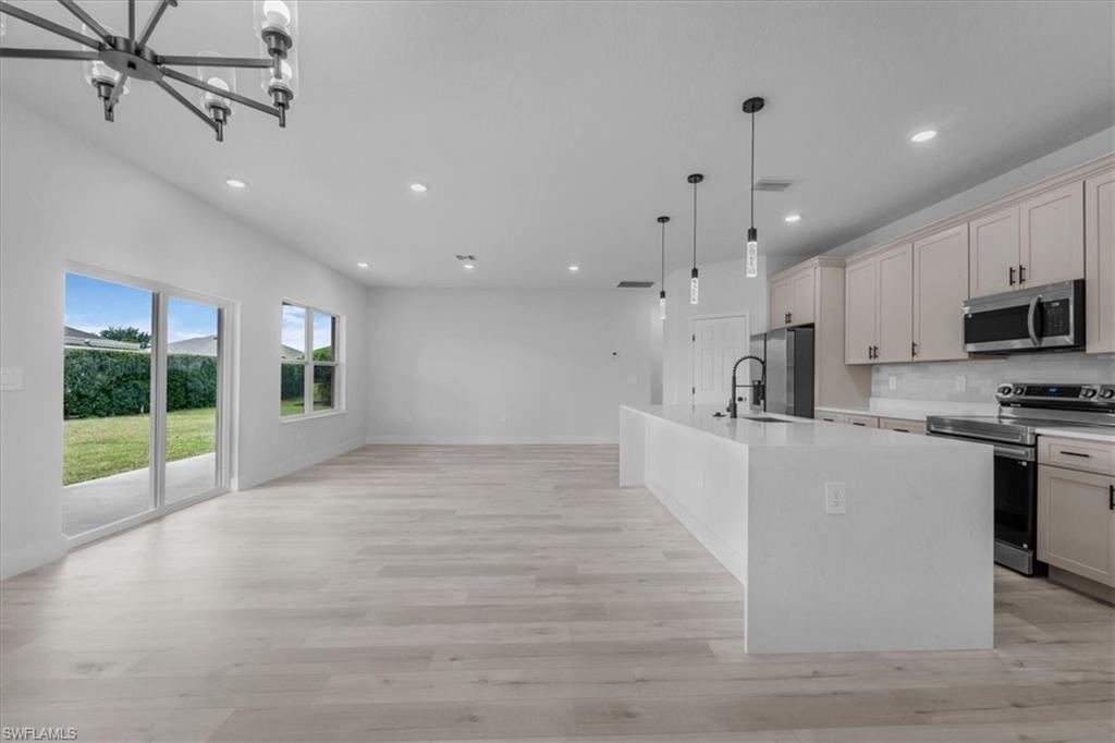SUN N LAKES - Residential