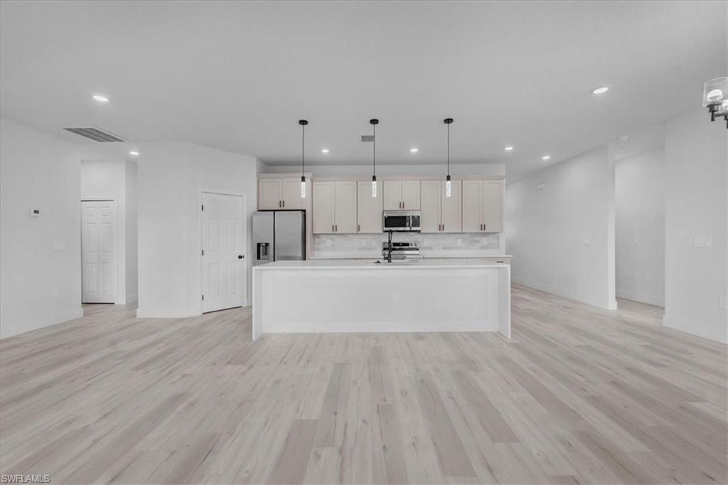 SUN N LAKES - Residential