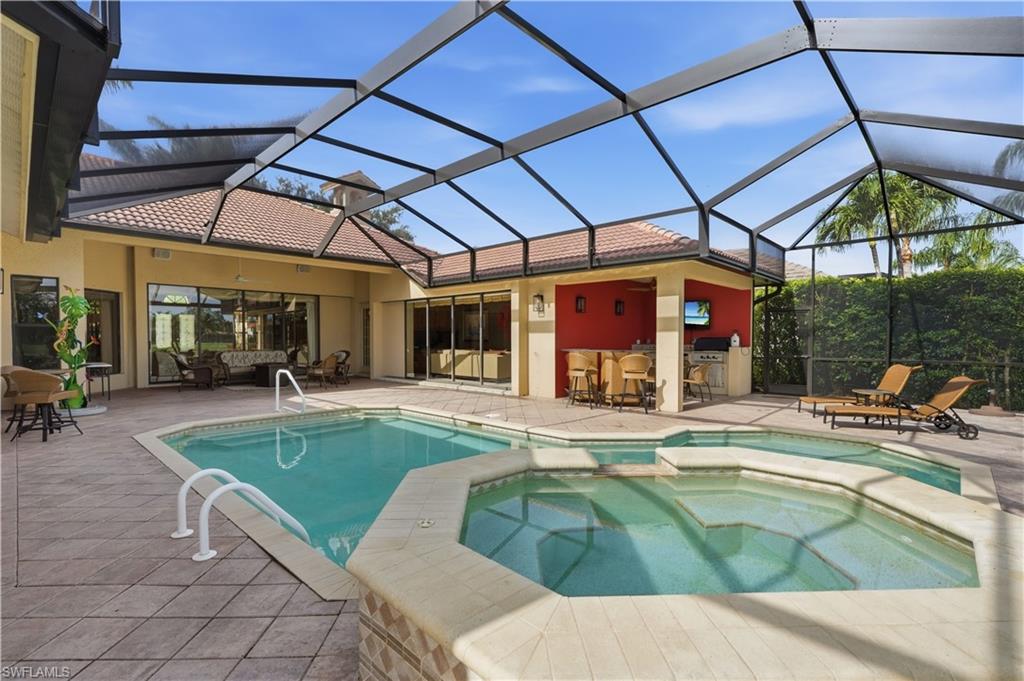 VILLA TUSCANY - Residential