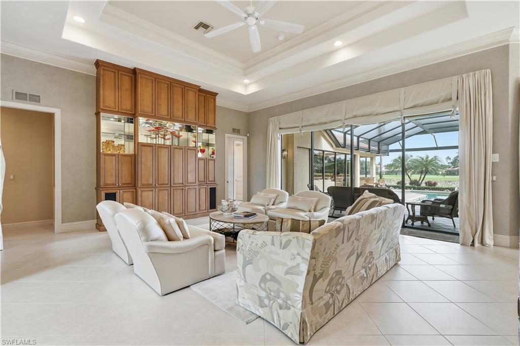 VILLA TUSCANY - Residential