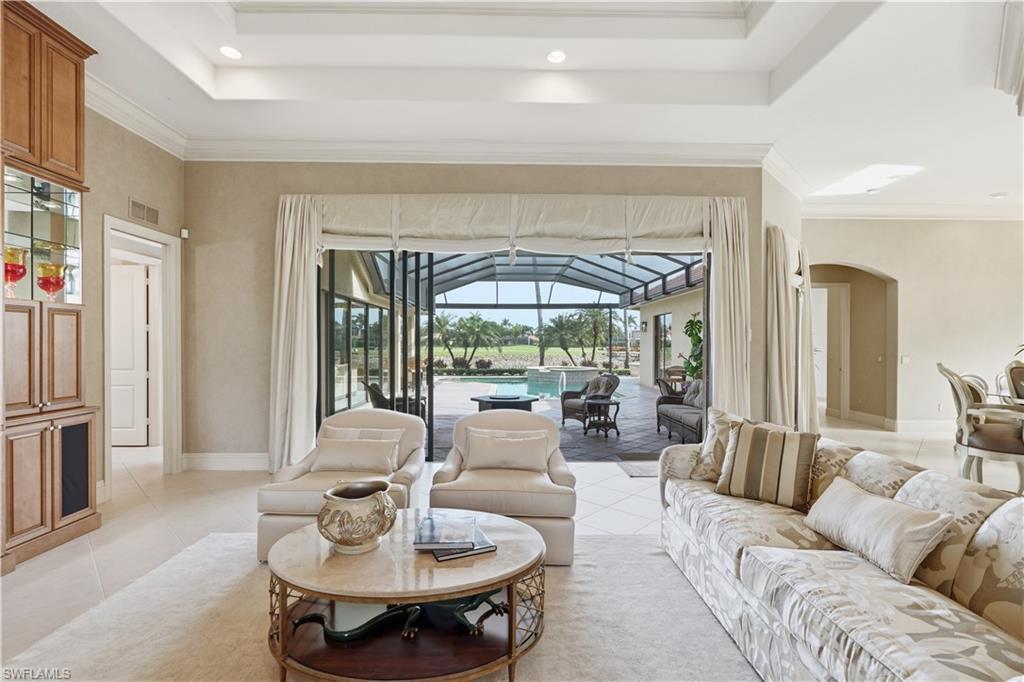 VILLA TUSCANY - Residential