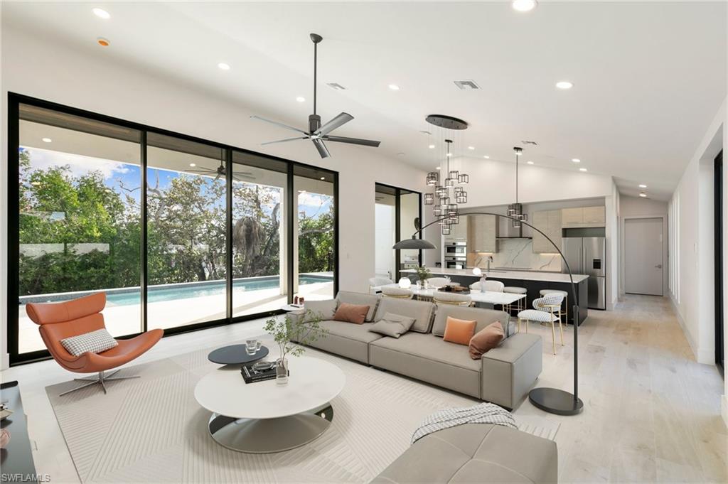 HIDEAWAY BEACH - Residential