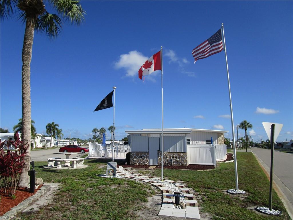 LAUREL ESTATES MOBILE HOME VIL - Residential