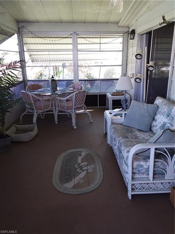 LAUREL ESTATES MOBILE HOME VIL - Residential