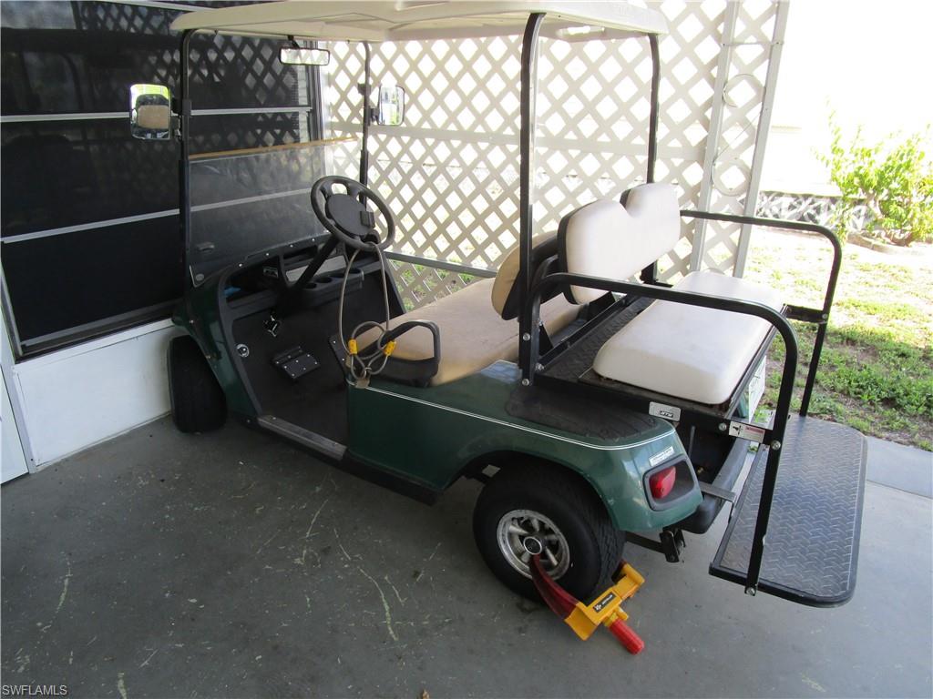 LAUREL ESTATES MOBILE HOME VIL - Residential