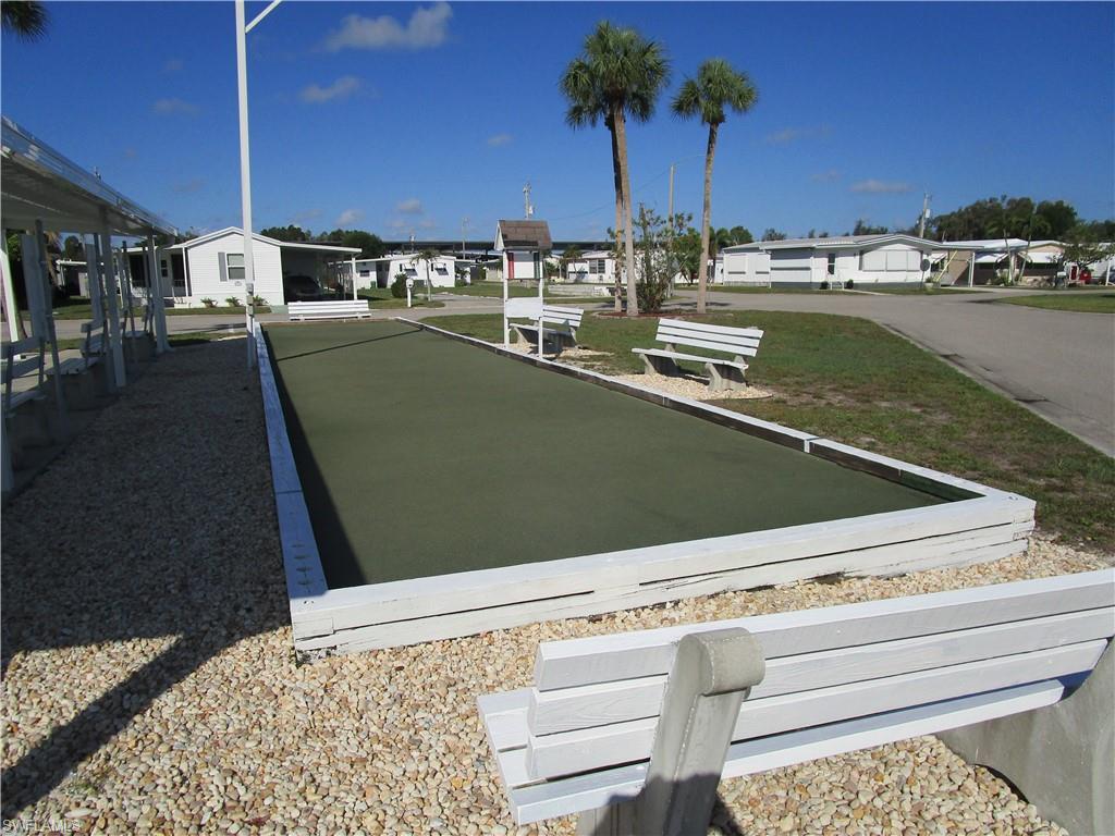 LAUREL ESTATES MOBILE HOME VIL - Residential