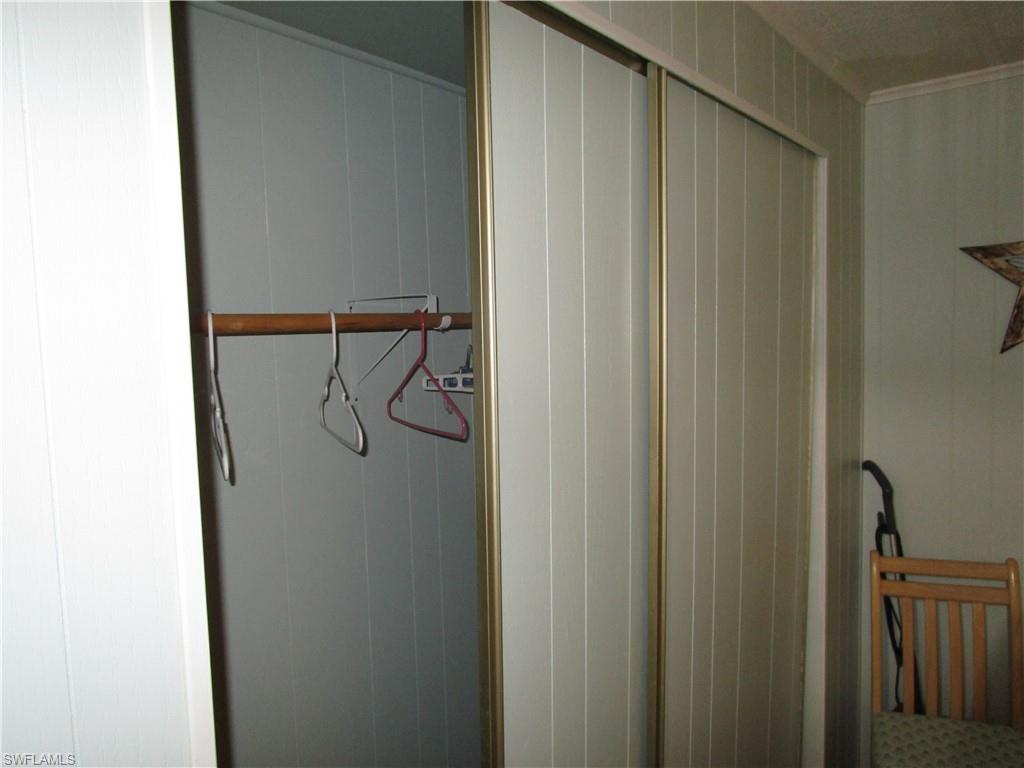 LAUREL ESTATES MOBILE HOME VIL - Residential