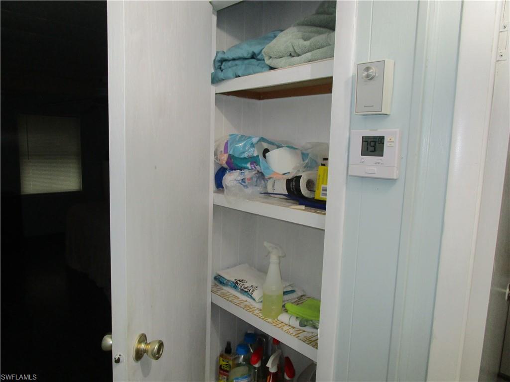 LAUREL ESTATES MOBILE HOME VIL - Residential