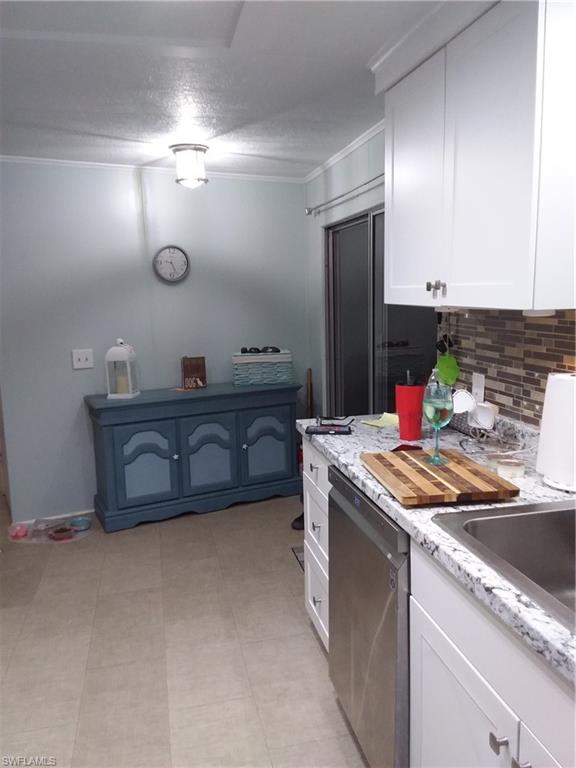 LAUREL ESTATES MOBILE HOME VIL - Residential
