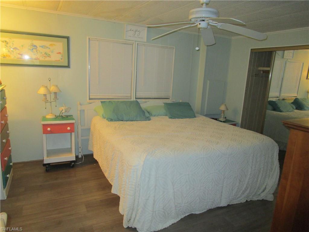 LAUREL ESTATES MOBILE HOME VIL - Residential