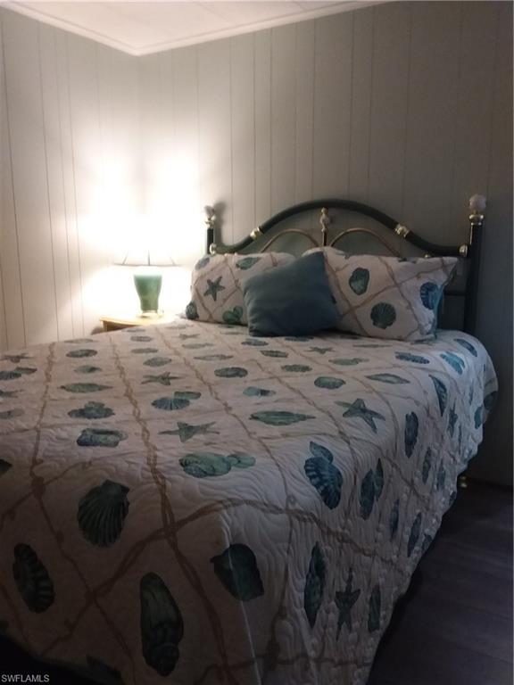 LAUREL ESTATES MOBILE HOME VIL - Residential