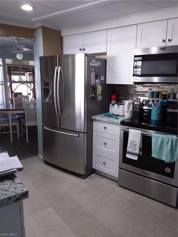 LAUREL ESTATES MOBILE HOME VIL - Residential