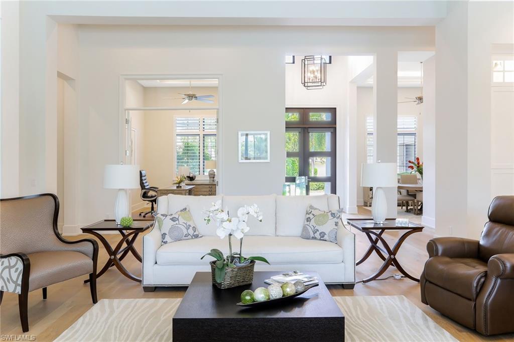 MOORINGS - Residential