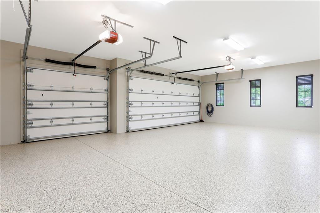 MOORINGS - Residential