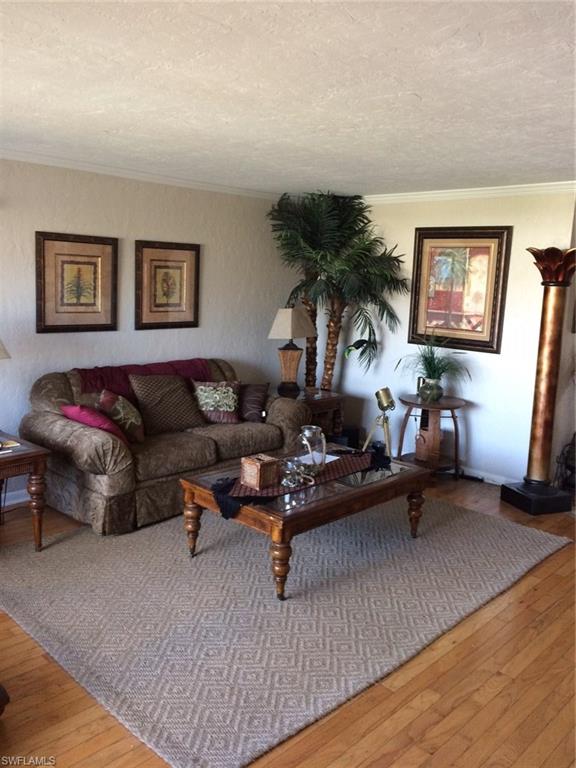 NAPLES PARK - Residential