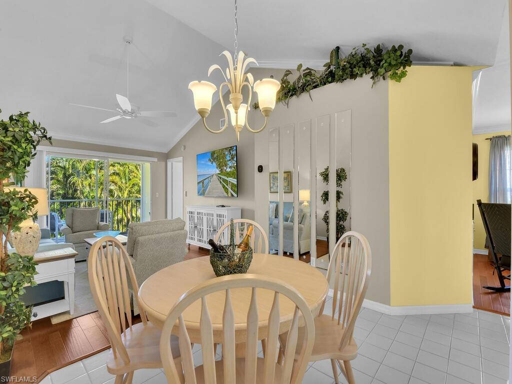 GREENWOOD VILLAGE AT KINGS LAKE - Residential