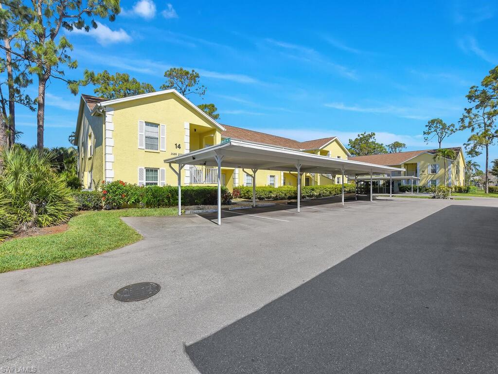 GREENWOOD VILLAGE AT KINGS LAKE - Residential