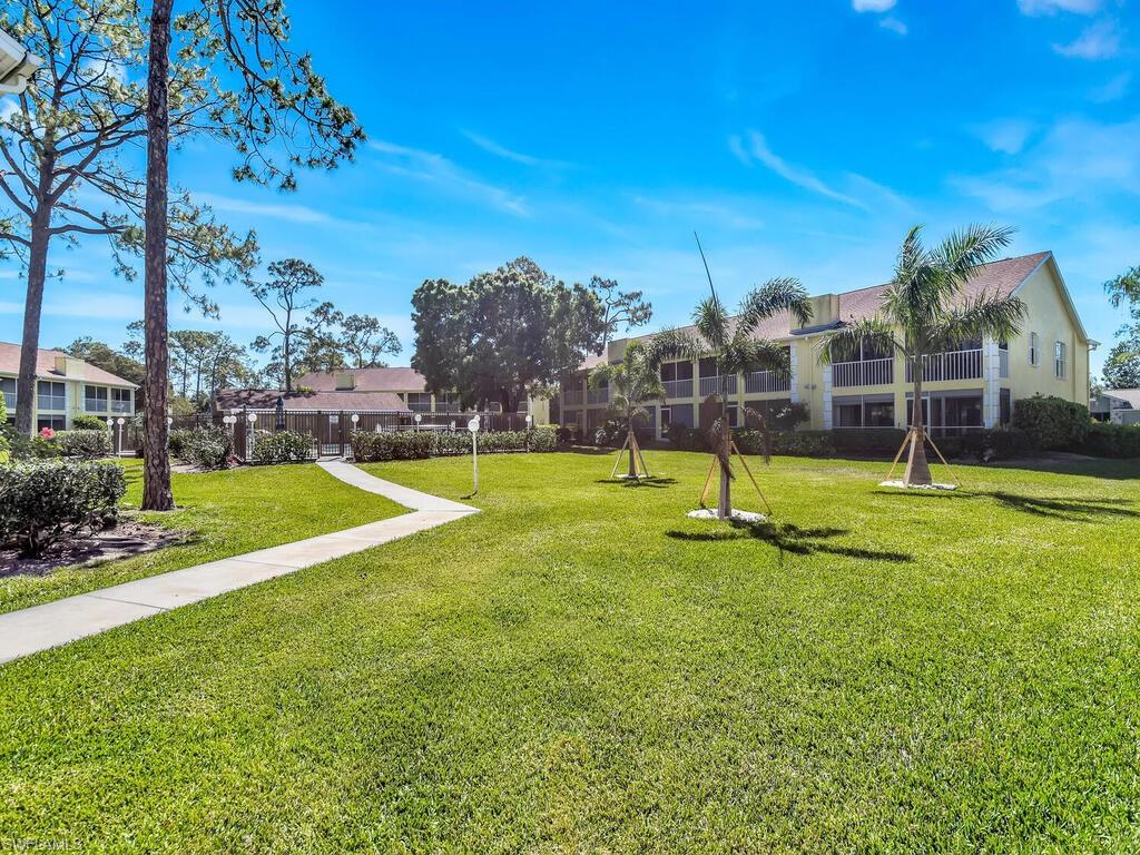 GREENWOOD VILLAGE AT KINGS LAKE - Residential
