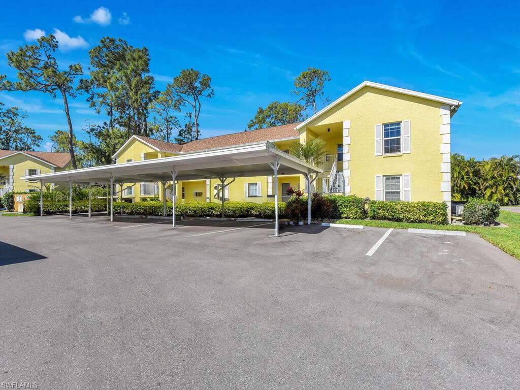 GREENWOOD VILLAGE AT KINGS LAKE - Residential