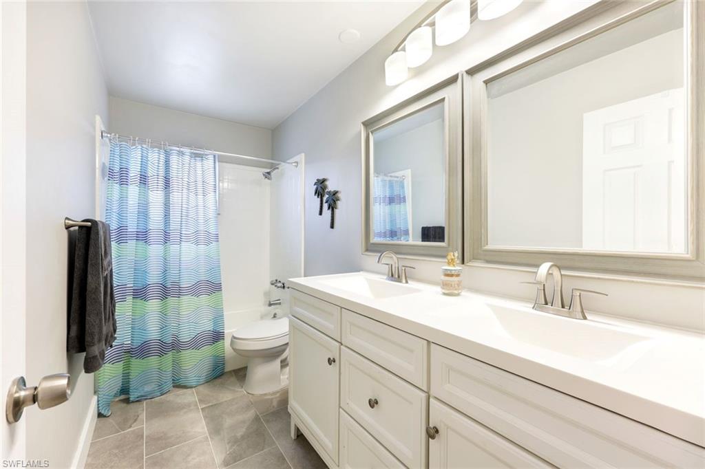 NAPLES PARK - Residential